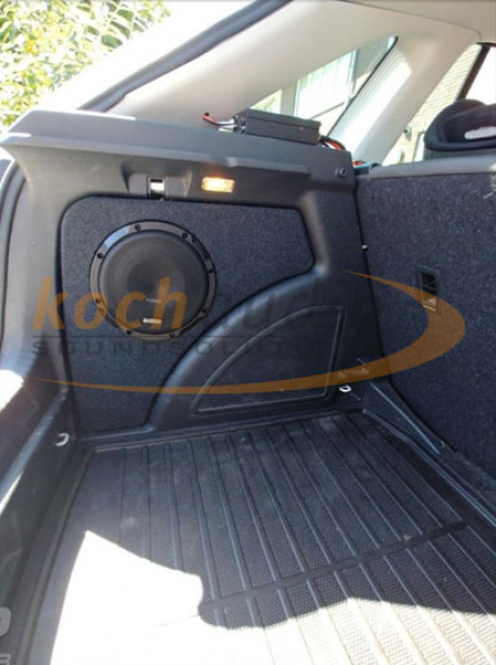 Spezial-Subwoofer-Leergehäuse – Skoda Rapid